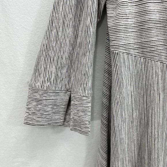 Joseph Ribkoff Tunic Top Womens 14 Striped Button Mother of Pearl Asymmetrical - Picture 2 of 9